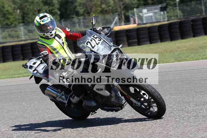 /43 08.08.2025 Discover the Bike ADR/Bike 1 gruen/225